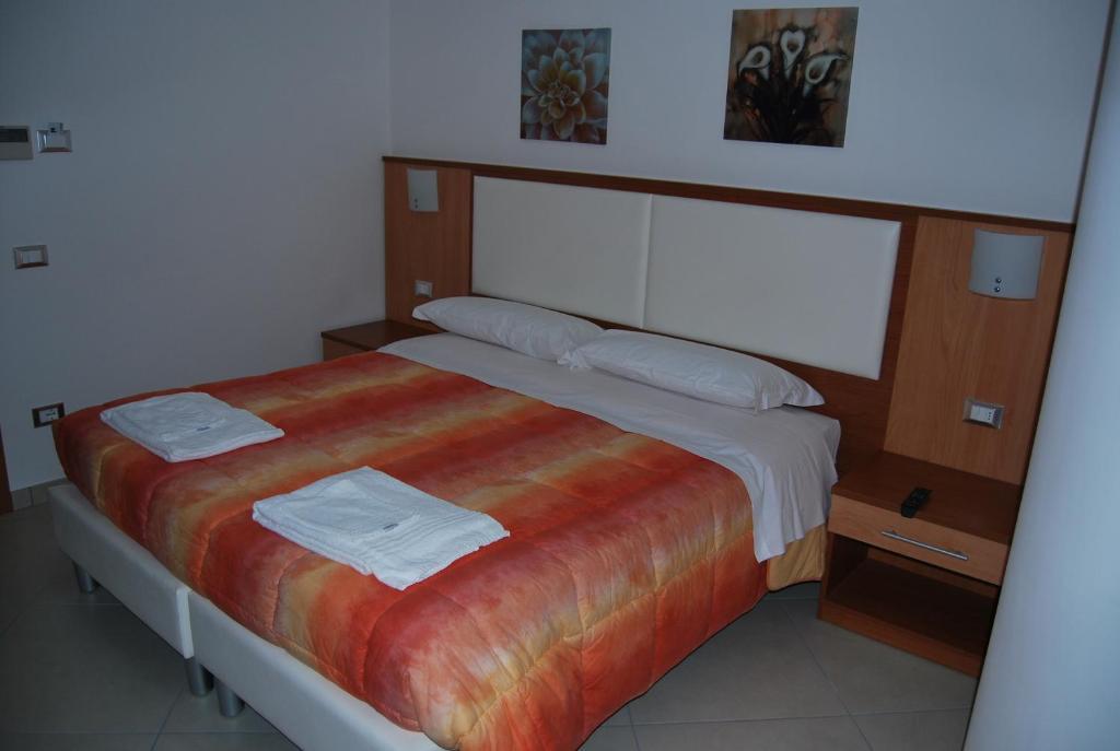 Nereto Hotel Europa חדר תמונה